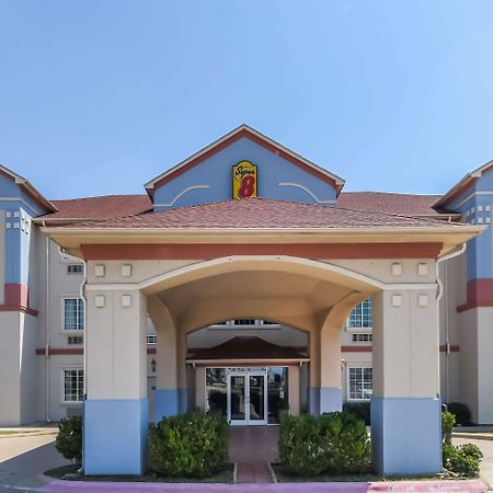 Super 8 By Wyndham Alvarado Exterior photo